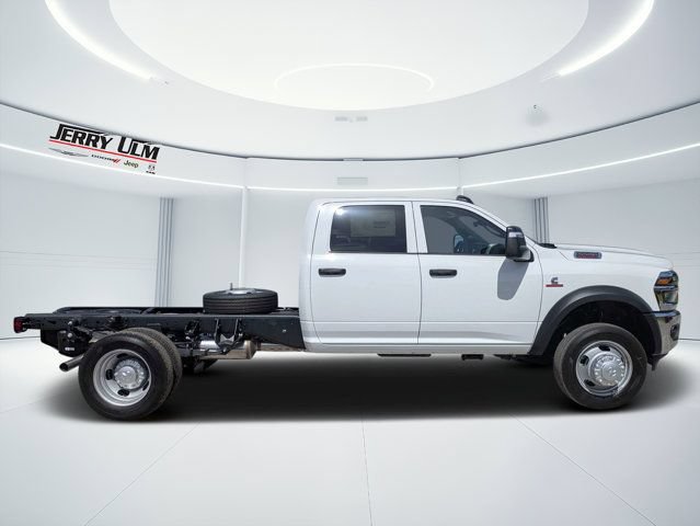 New 2026 RAM 5500 Tradesman w/ Chrome Appearance Group AWD/4WD image 2