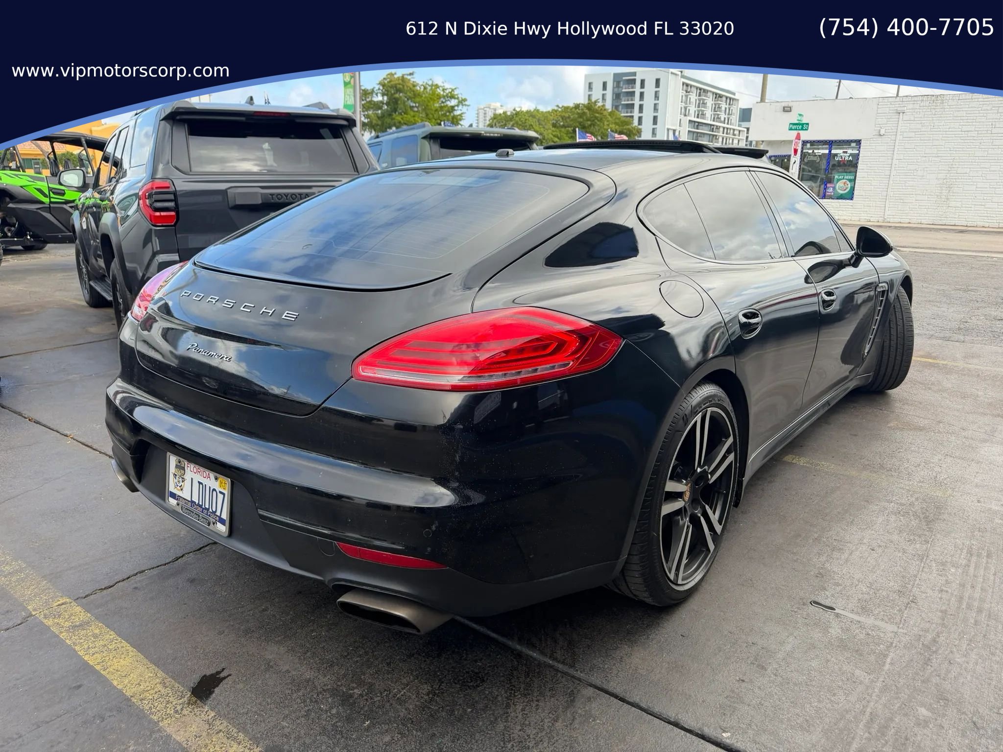 Used 2014 Porsche Panamera 4 image 4