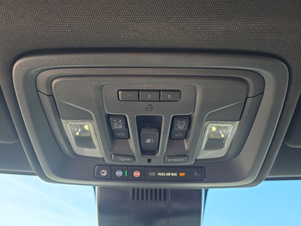 Used 2025 Chevrolet Silverado 1500 High Country w/ High Country Premium Package image 40