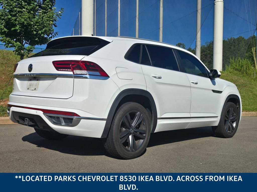 Used 2021 Volkswagen Atlas Cross Sport SE FWD image 2