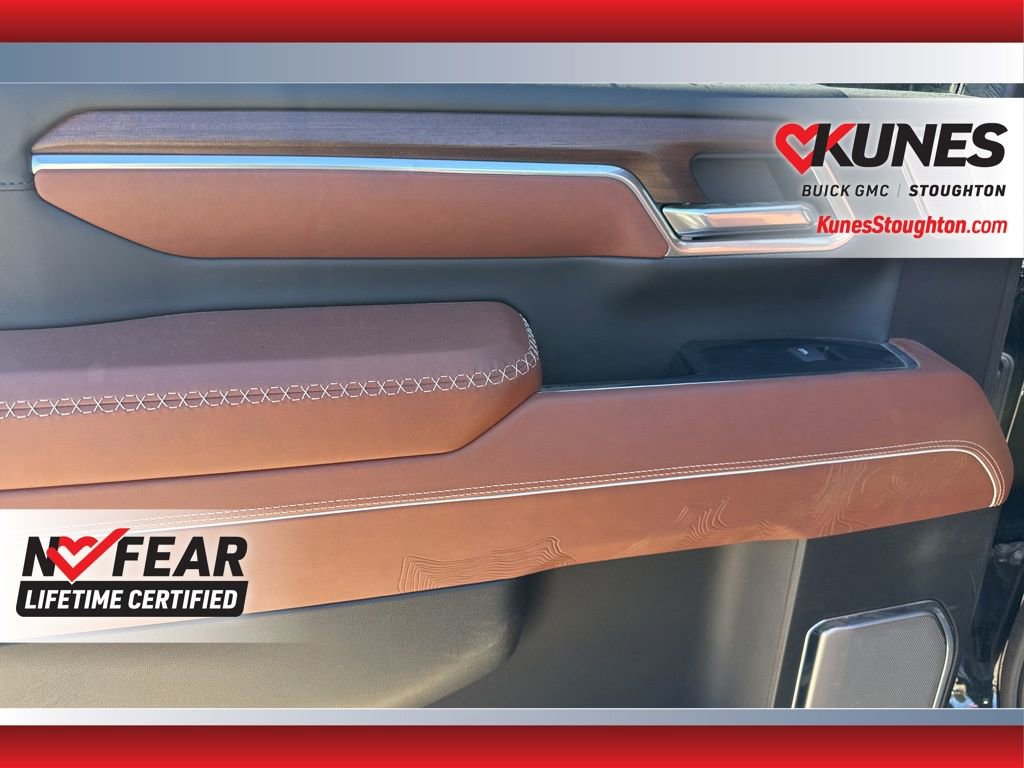 Used 2025 GMC Sierra 3500 Denali Ultimate AWD/4WD image 39