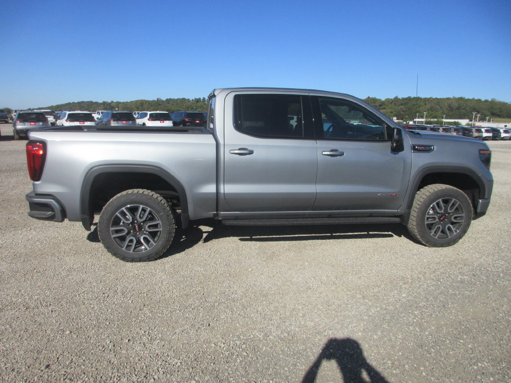 New 2026 GMC Sierra 1500 AT4 w/ AT4 Premium Package AWD/4WD image 4