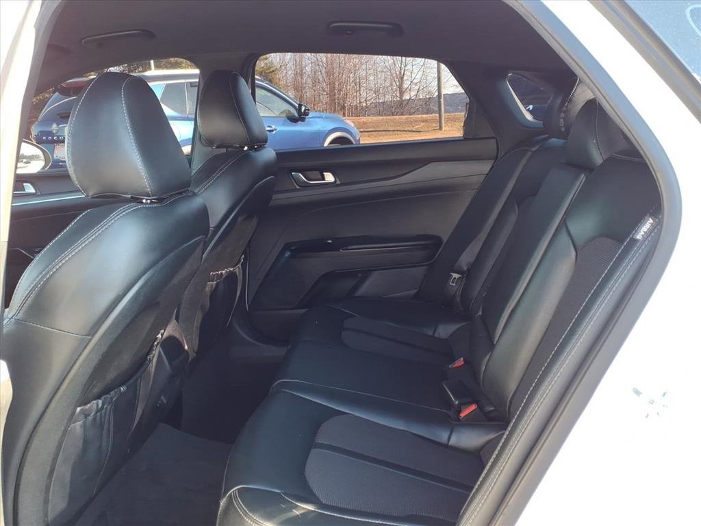 Used 2023 Kia K5 GT-Line image 5