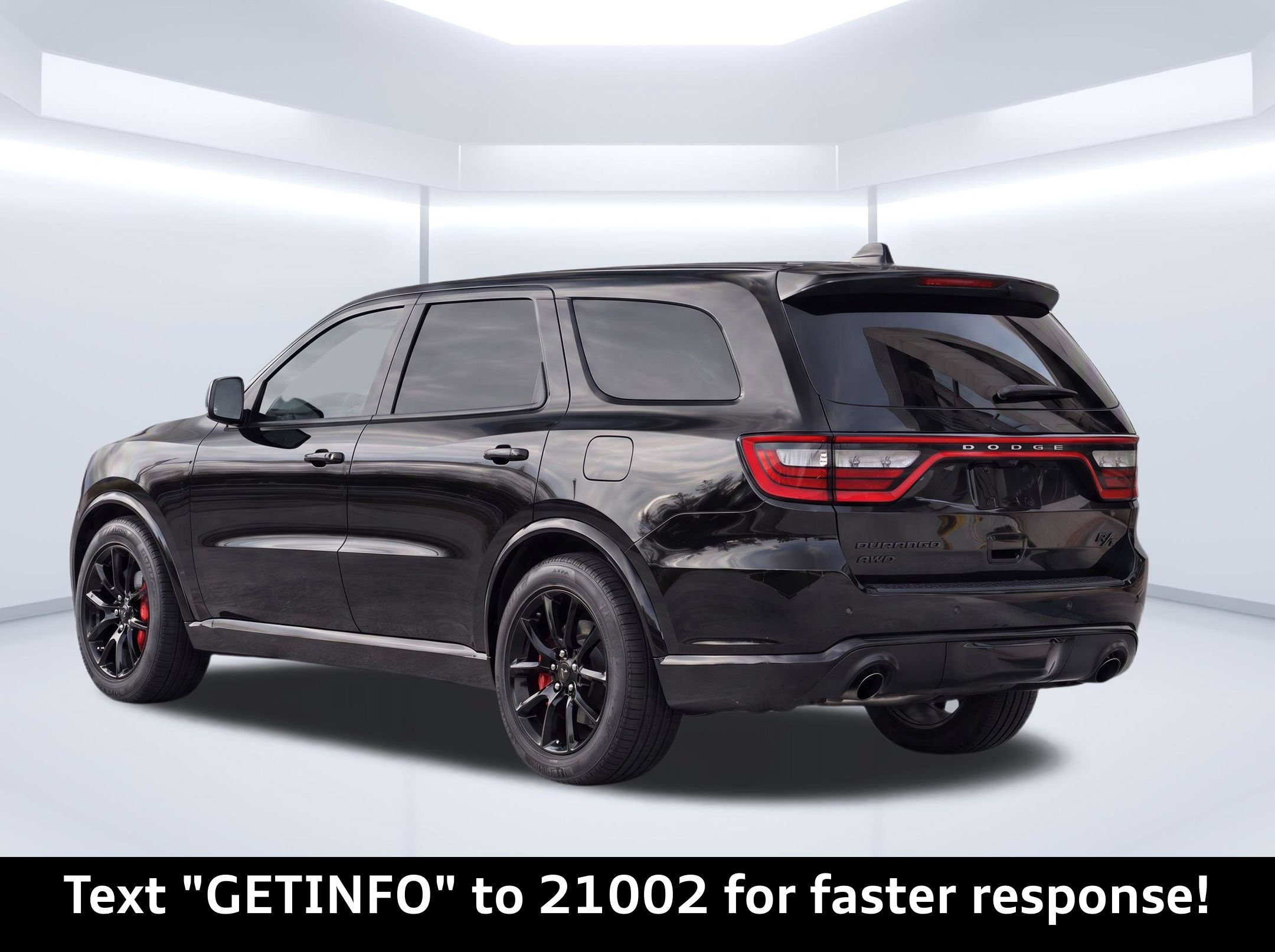 Used 2017 Dodge Durango R/T w/ Trailer Tow Group IV AWD/4WD image 3