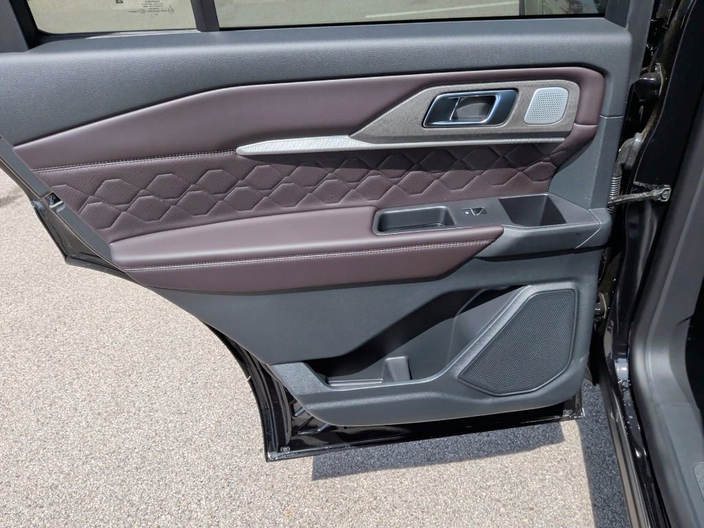 New 2026 Ford Explorer Platinum w/ LUX Leather Package image 35