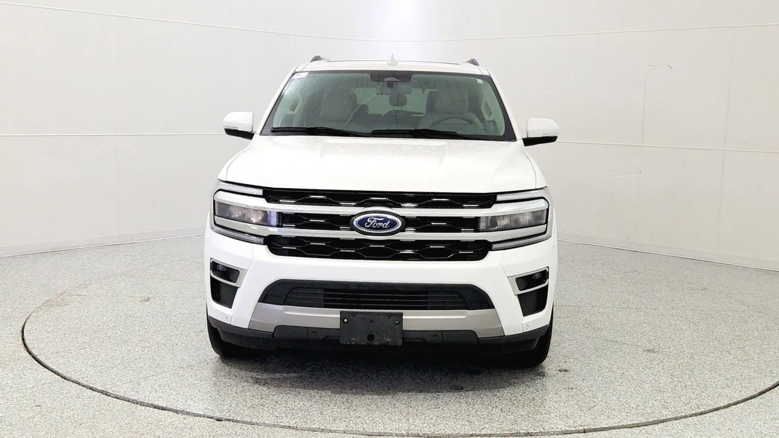 Used 2024 Ford Expedition Limited image 2