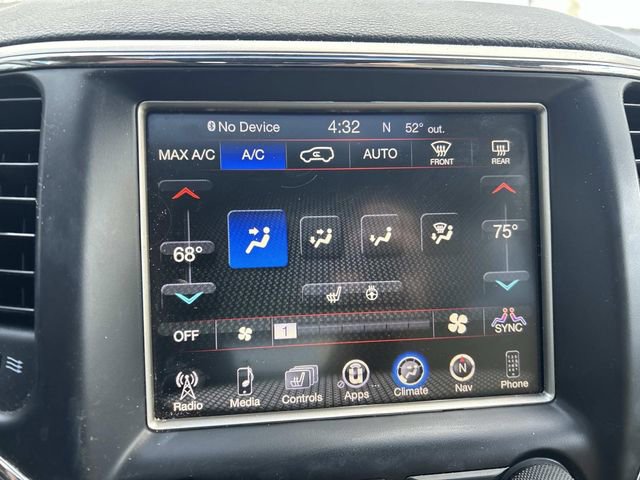 Used 2017 Jeep Grand Cherokee Limited image 29