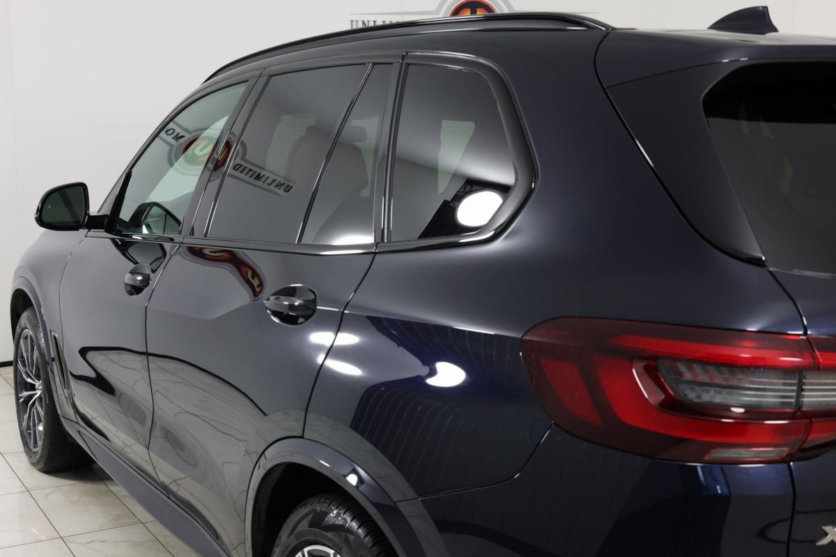 Used 2023 BMW X5 M50i w/ Climate Comfort Package AWD/4WD image 49