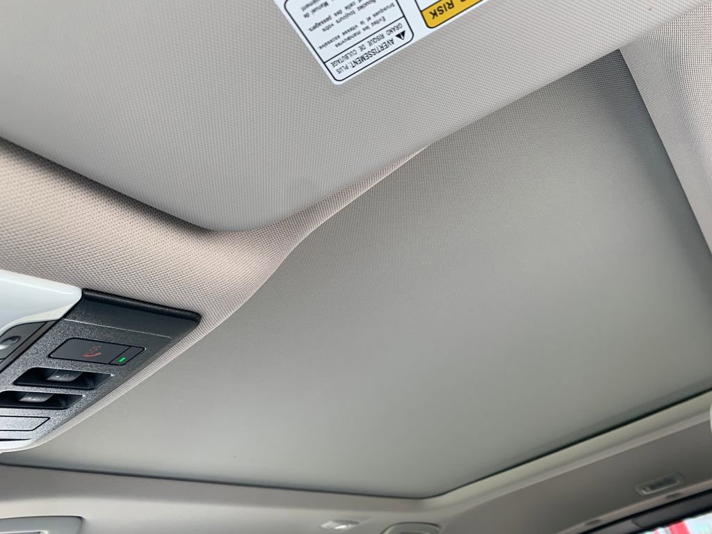 Used 2026 Nissan Rogue SV w/ SV Premium Package image 29