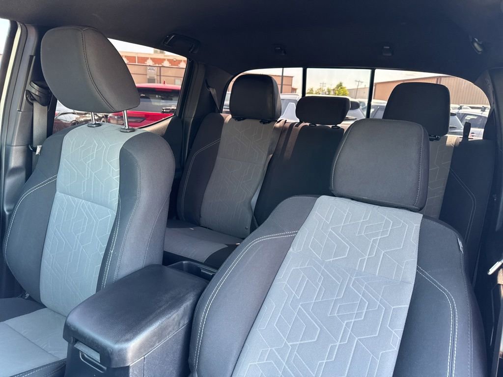 Used 2020 Toyota Tacoma TRD Off-Road AWD/4WD image 26
