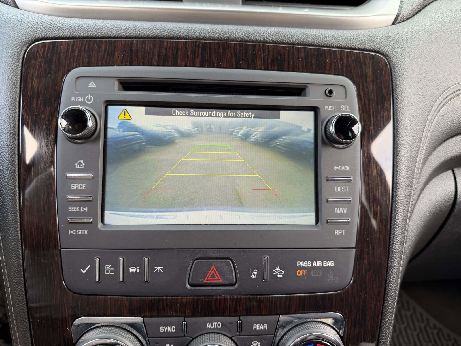 Used 2017 Chevrolet Traverse Premier AWD/4WD image 25