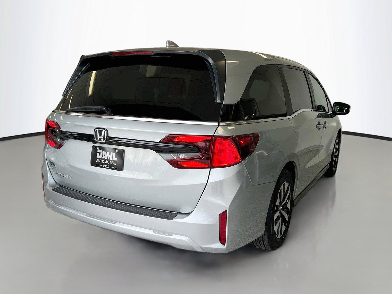 Certified 2025 Honda Odyssey EX-L image 13