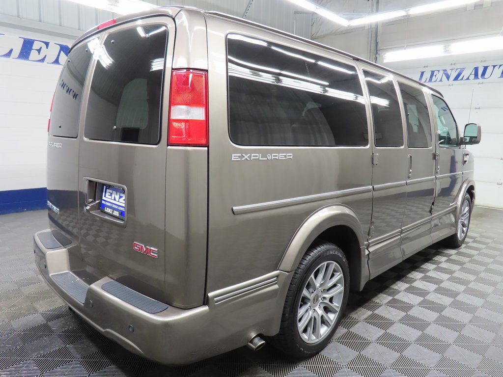 Used 2021 GMC Savana 2500 image 4