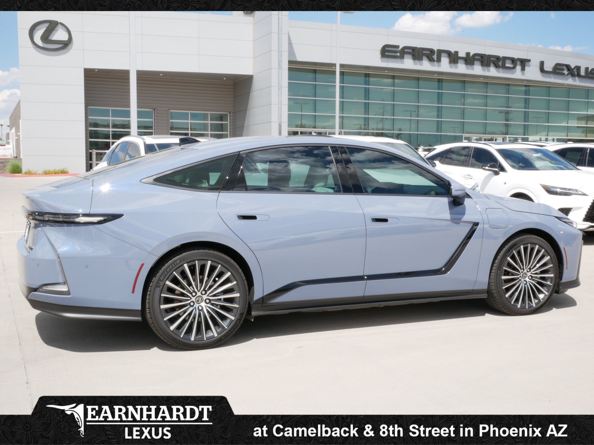 New 2026 Lexus ES 350e w/ Executive Package FWD image 7