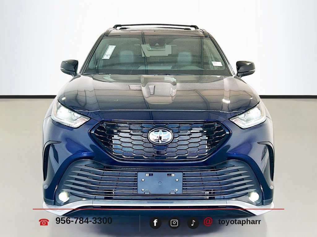 New 2026 Toyota Highlander XSE AWD/4WD image 2