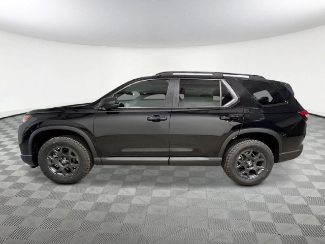 New 2026 Honda Pilot TrailSport image 3