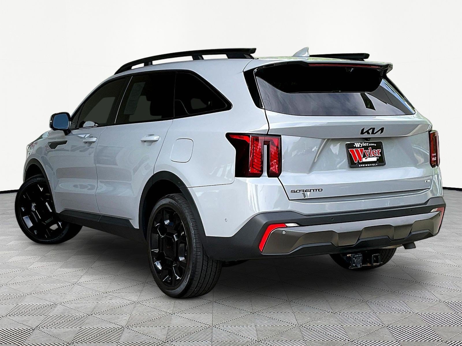 Used 2025 Kia Sorento SX Prestige AWD/4WD image 4
