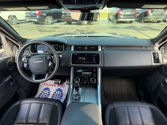 Used 2022 Land Rover Range Rover Sport HST image 2