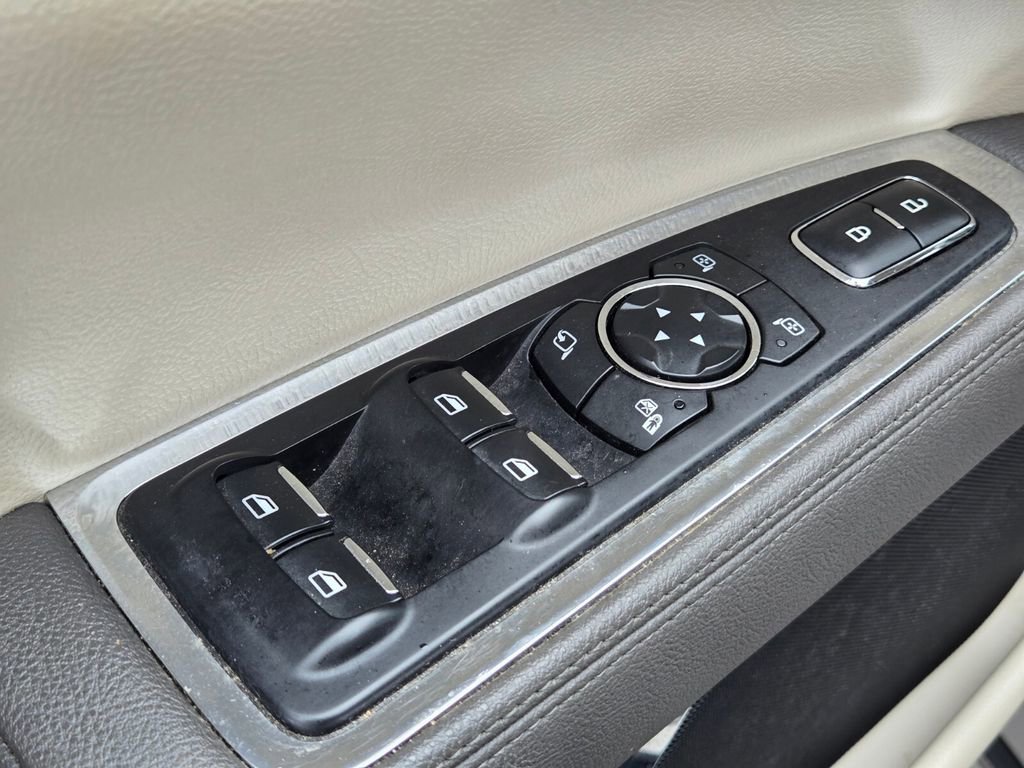 Used 2019 Lincoln Continental Reserve AWD/4WD image 15