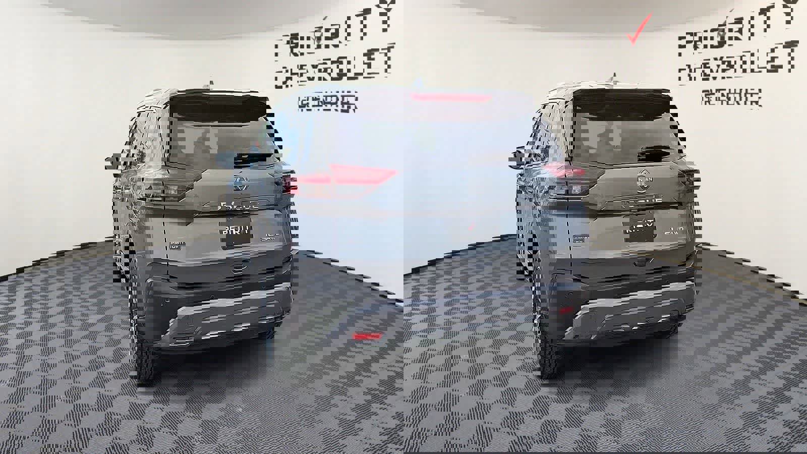 Used 2023 Nissan Rogue SL AWD/4WD image 7