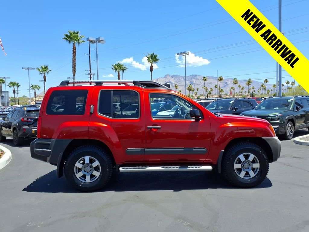 Used 2013 Nissan Xterra PRO-4X AWD/4WD image 9