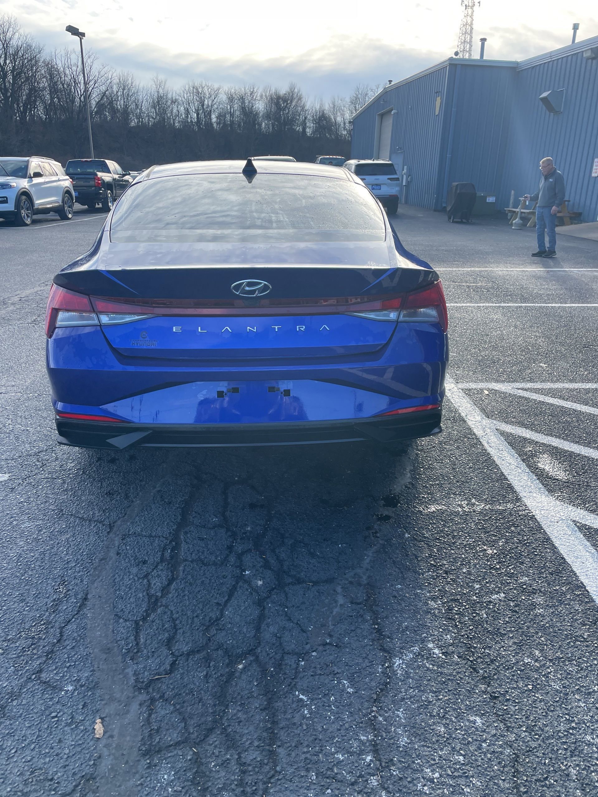 Used 2023 Hyundai Elantra SEL image 5