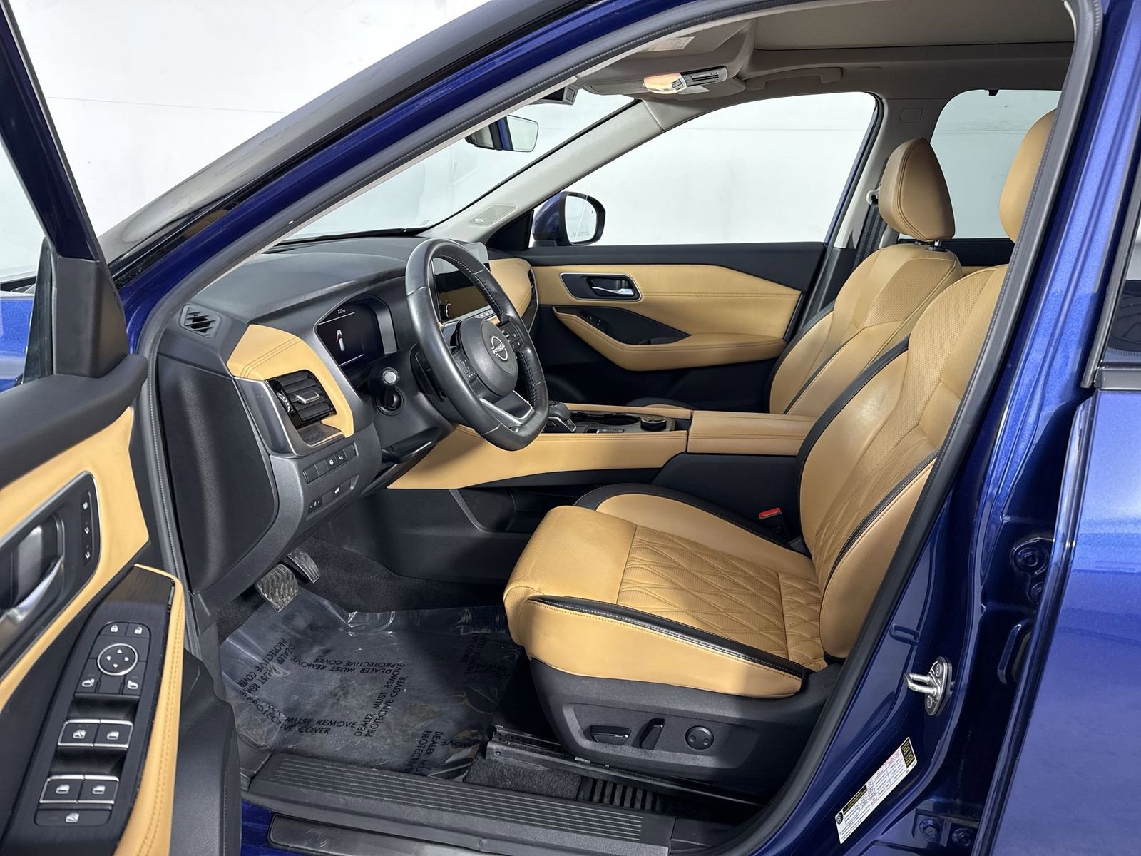 Certified 2023 Nissan Rogue Platinum w/ Platinum Premium Package image 5