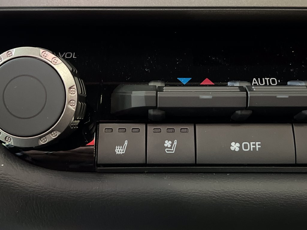 New 2026 Toyota Tundra Platinum AWD/4WD image 27