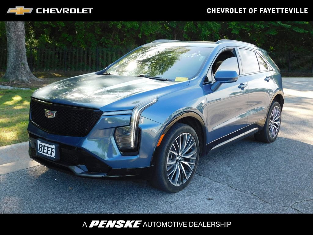 Used 2024 Cadillac XT4 Sport FWD image 1