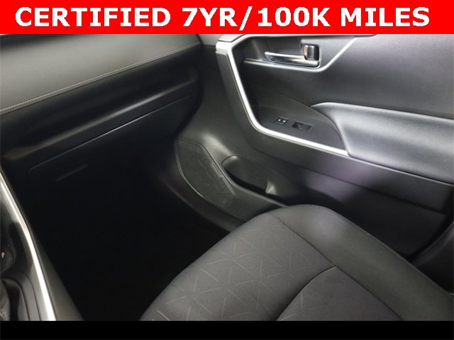 Used 2020 Toyota RAV4 XLE image 14