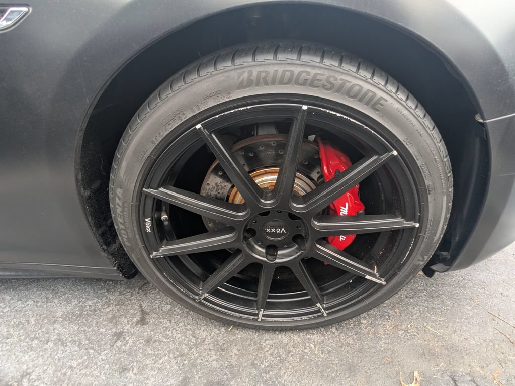 Used 2021 Maserati Ghibli S RWD image 23