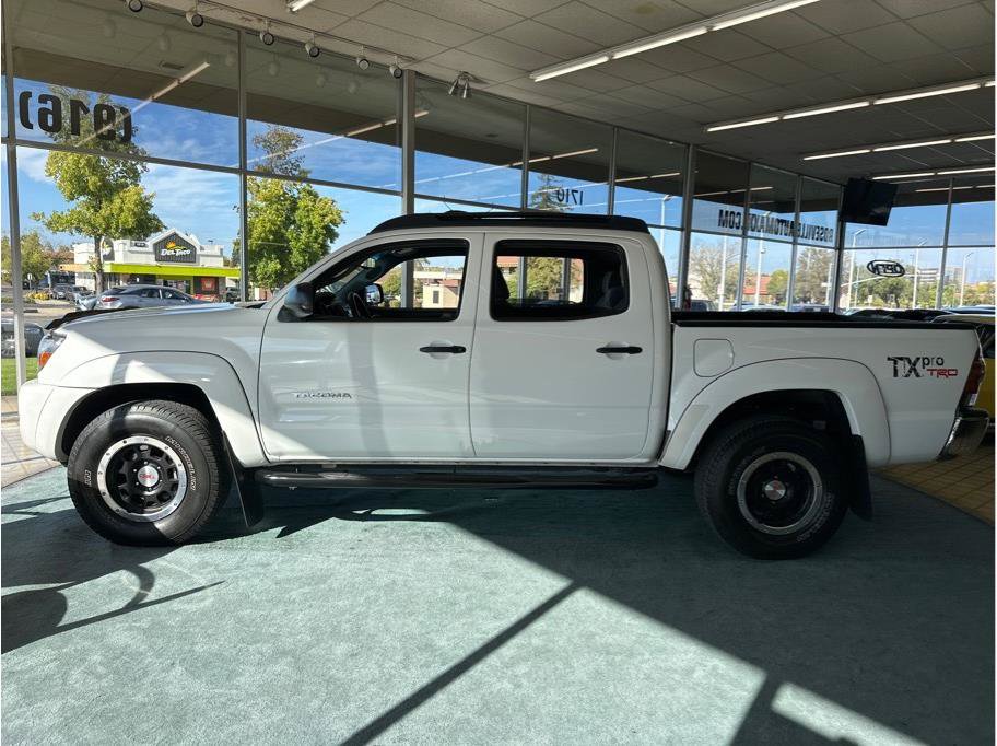 Used 2011 Toyota Tacoma 4x4 Double Cab w/ TRD Off-Road Pkg w/JBL Audio image 44