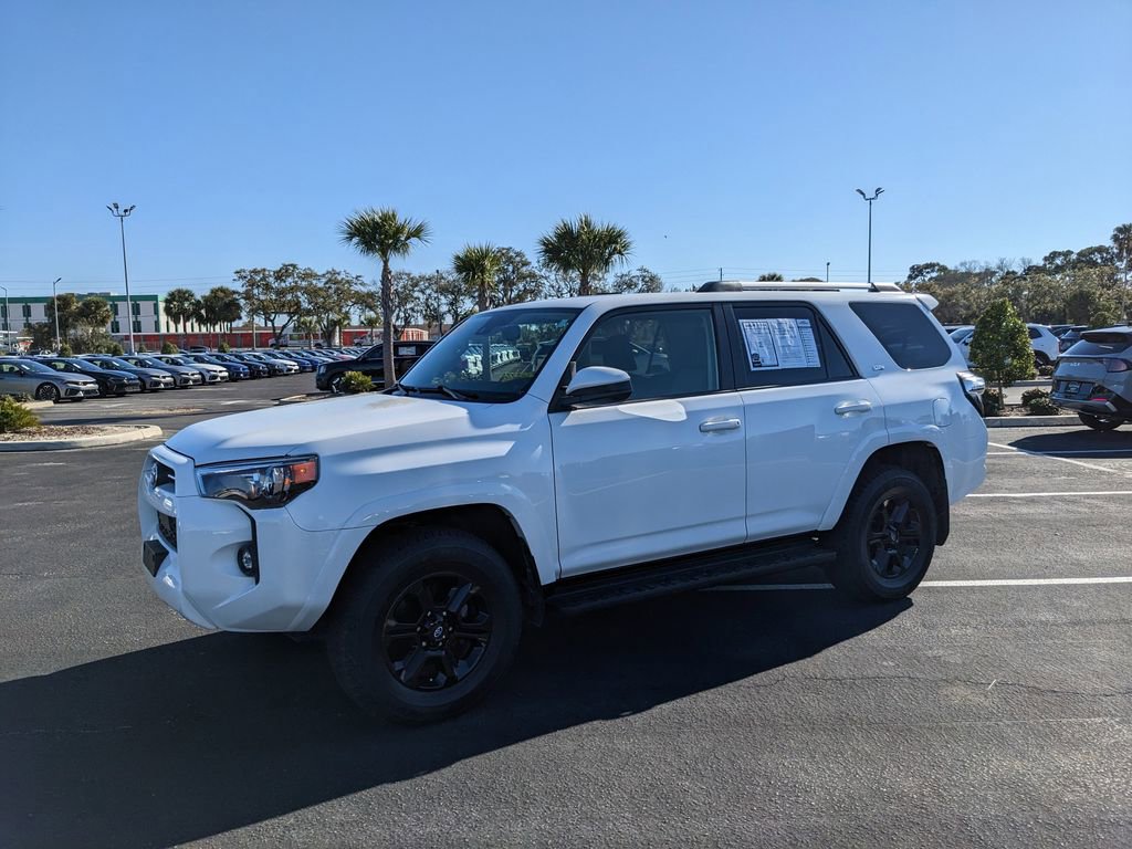 Used 2024 Toyota 4Runner SR5 image 5