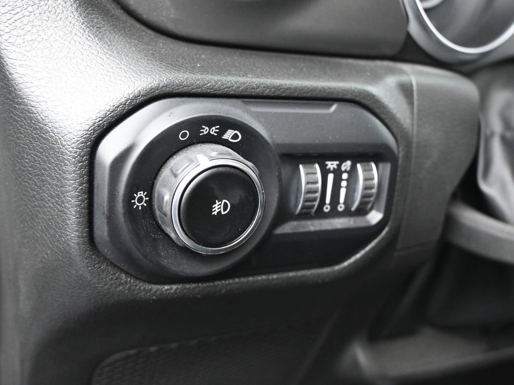 Used 2022 Jeep Wrangler Unlimited Sport image 14