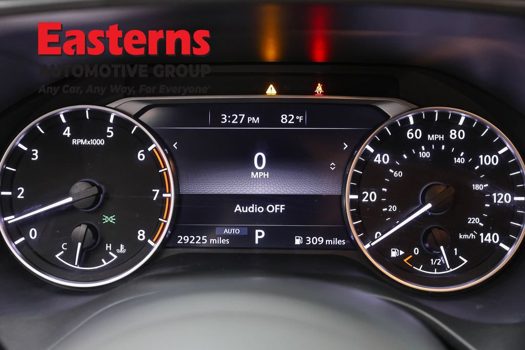 Used 2023 Nissan Rogue S AWD/4WD image 17