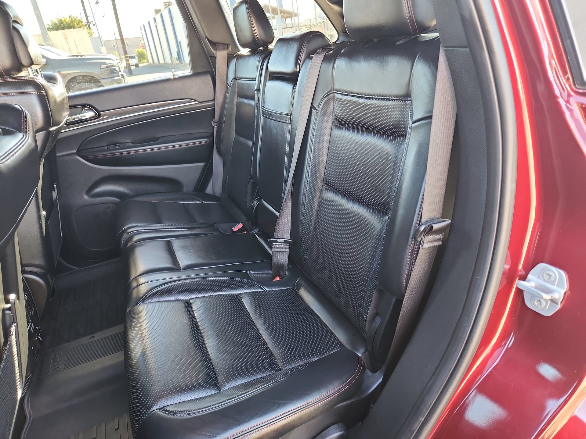 Certified 2019 Jeep Grand Cherokee Trailhawk w/ Trailhawk Luxury Group AWD/4WD image 25