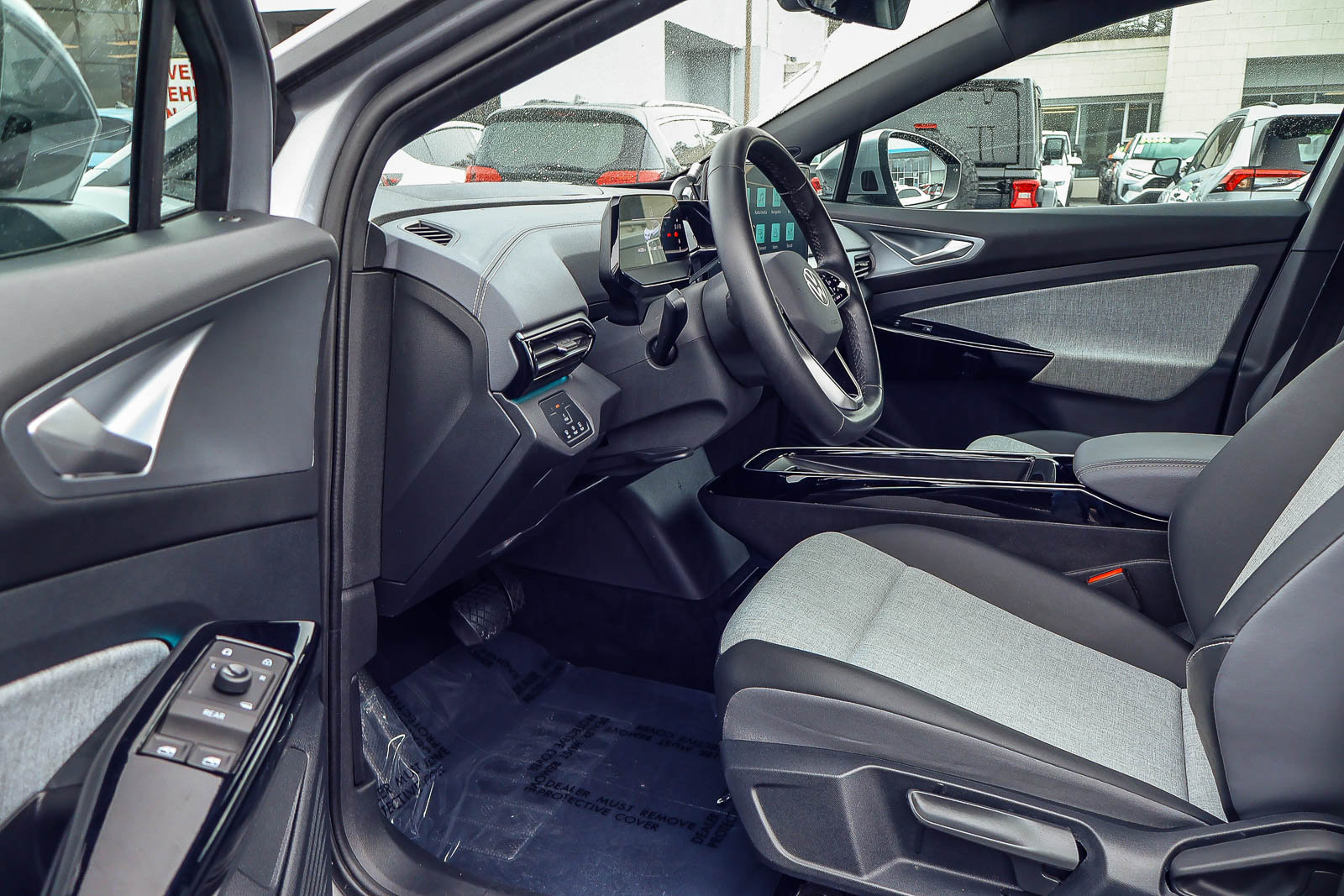 Used 2023 Volkswagen ID.4 Pro AWD/4WD image 2