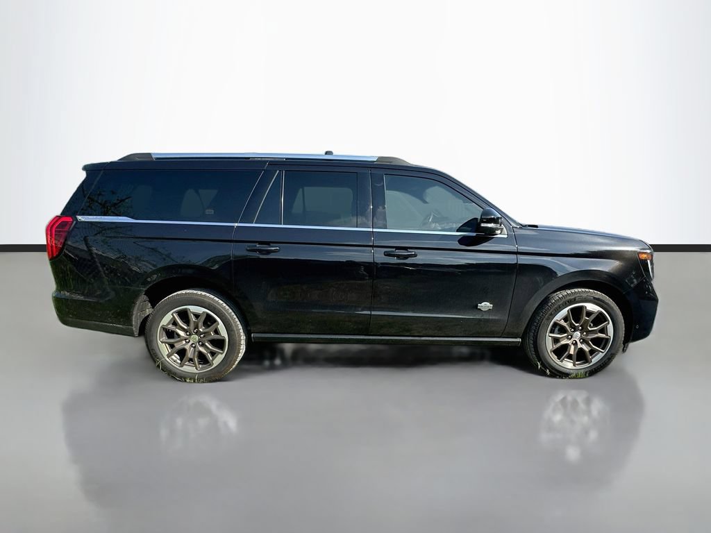 Used 2025 Ford Expedition Max King Ranch AWD/4WD image 4
