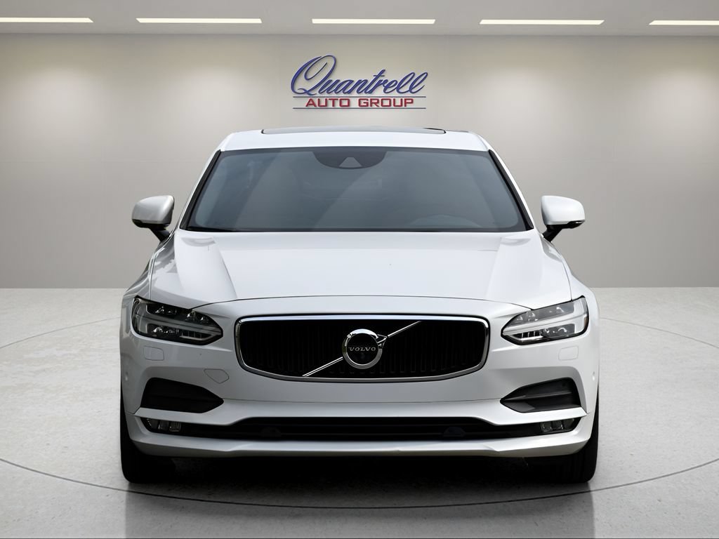 Used 2018 Volvo S90 T5 Momentum w/ Convenience Package FWD image 9