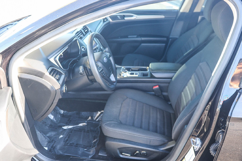 Certified 2020 Ford Fusion SE AWD/4WD image 21