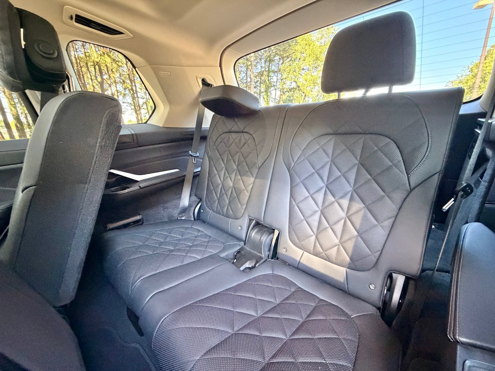Certified 2024 BMW X7 xDrive40i AWD/4WD image 21