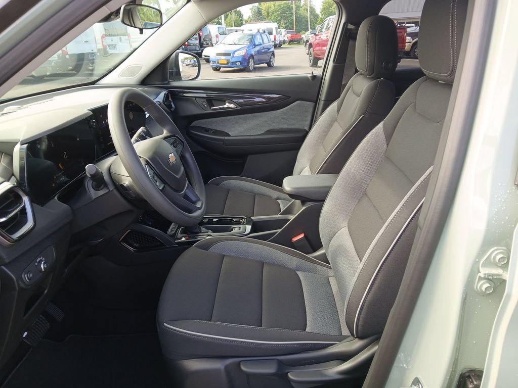 New 2026 Chevrolet TrailBlazer LS w/ LS Convenience Package AWD/4WD image 10