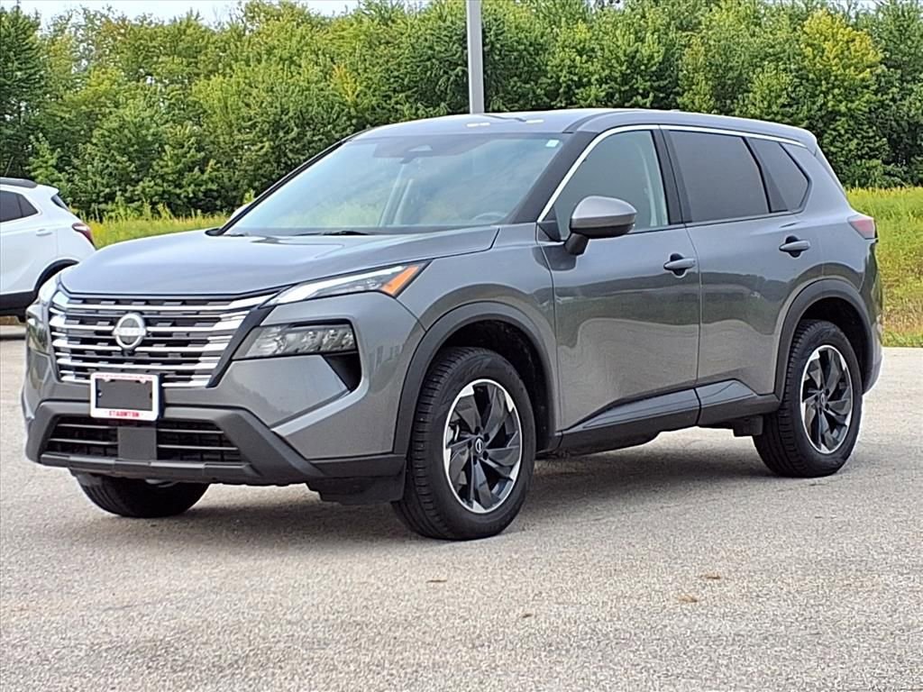 Used 2024 Nissan Rogue SV image 30