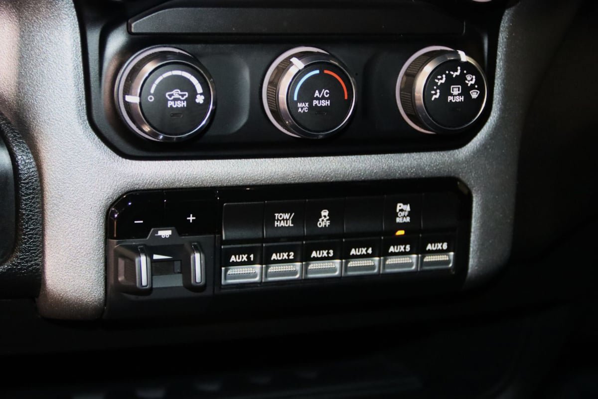 Used 2024 RAM 2500 Tradesman w/ Chrome Appearance Group AWD/4WD image 45