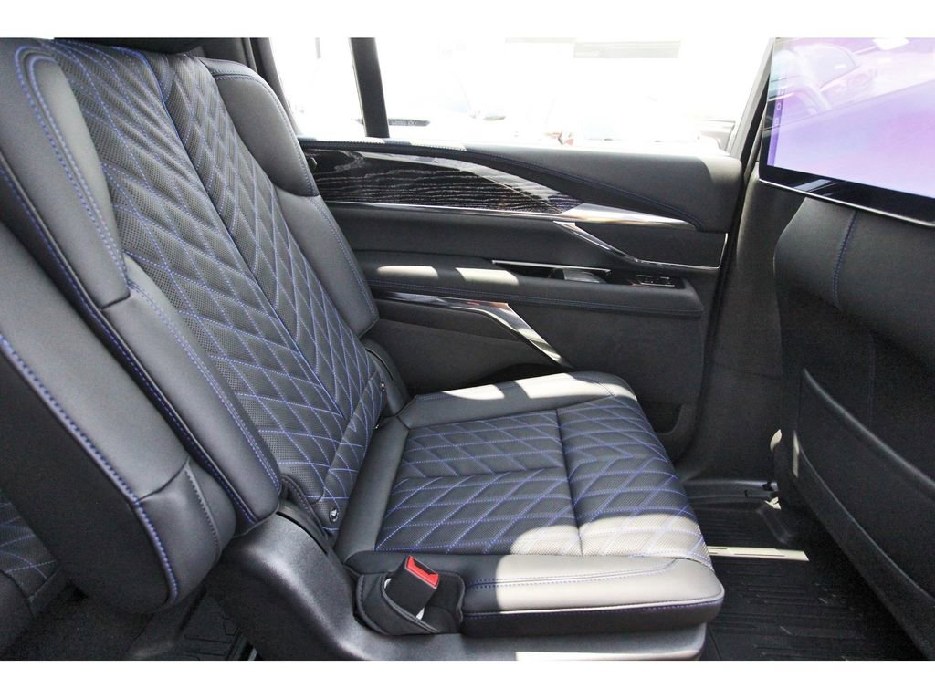 New 2026 Cadillac Escalade IQ Luxury 1 image 11