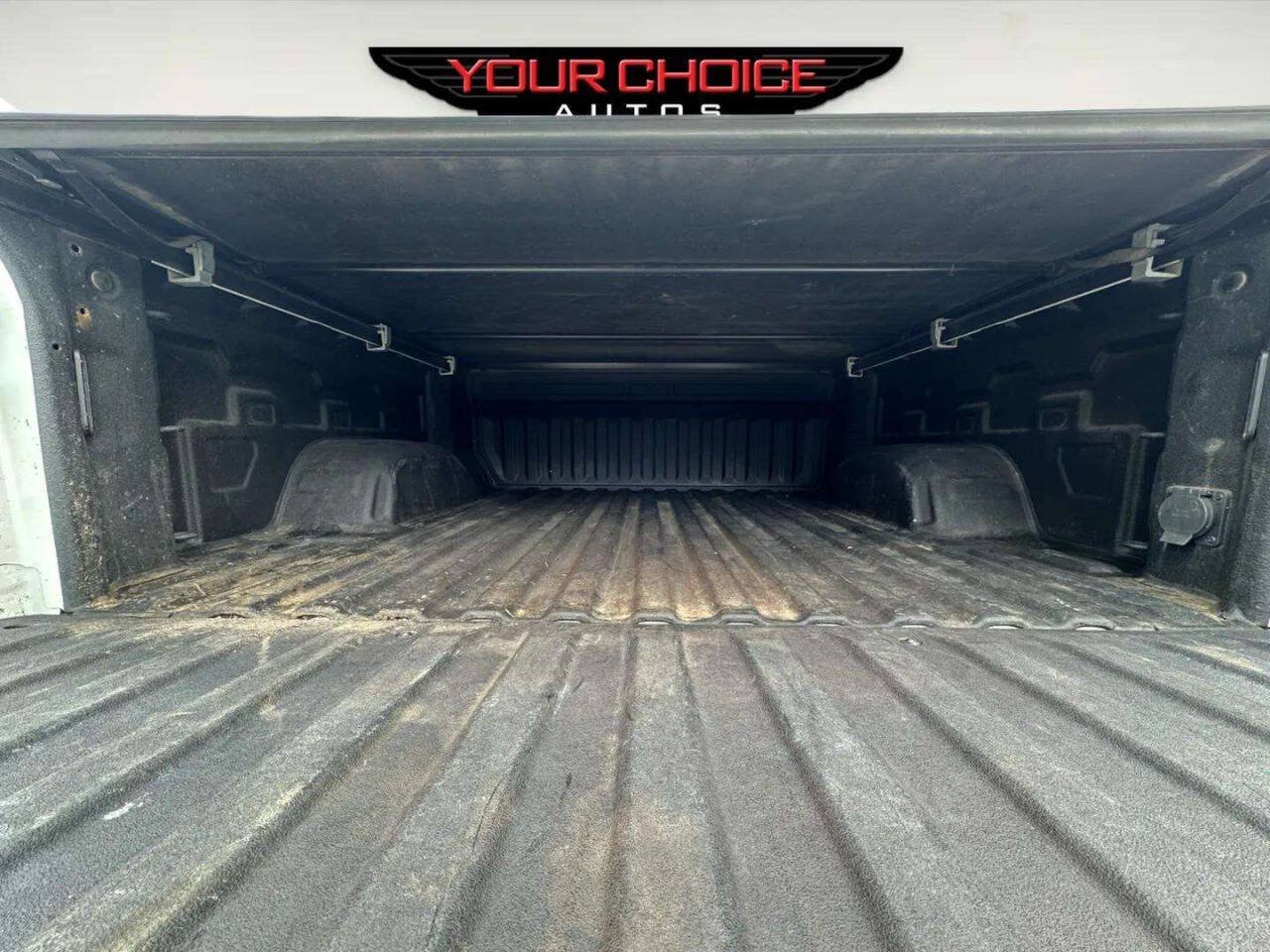 Used 2020 Chevrolet Silverado 1500 LTZ w/ Z71 Off-Road Package AWD/4WD image 13