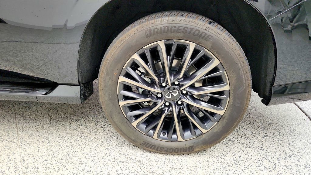 Used 2025 INFINITI QX80 Autograph w/ Autograph Exterior Package image 9