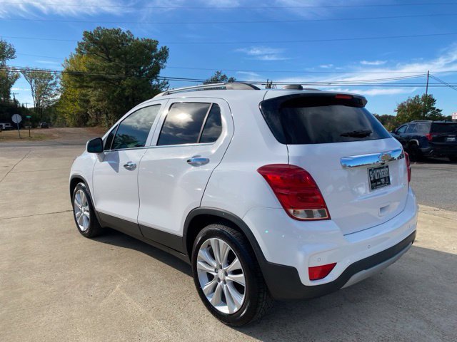 Used 2020 Chevrolet Trax Premier w/ LPO, Cargo Package FWD image 4