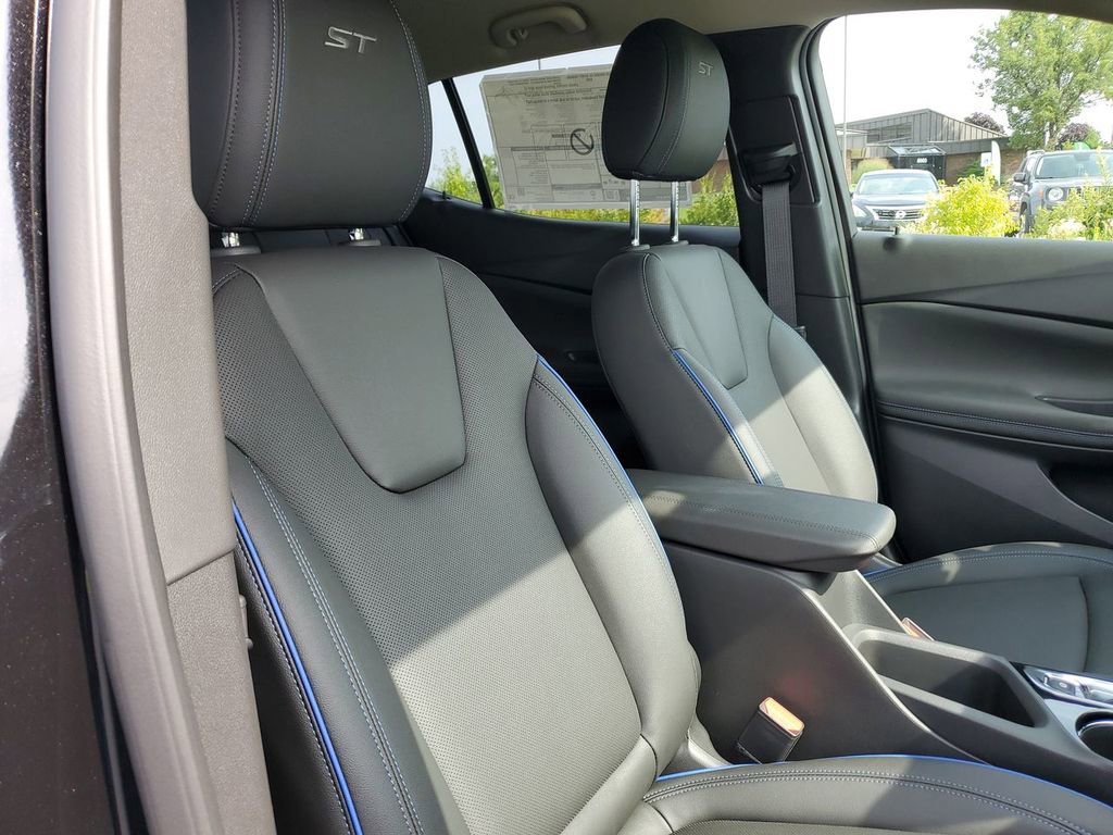 New 2025 Buick Encore GX Sport Touring w/ Comfort Package image 27