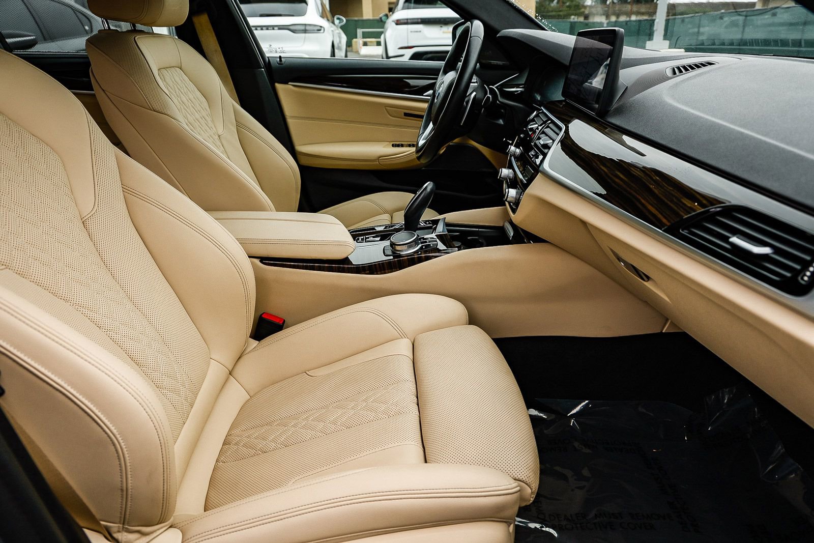 Used 2021 BMW 530i 530i w/ Premium Package image 17